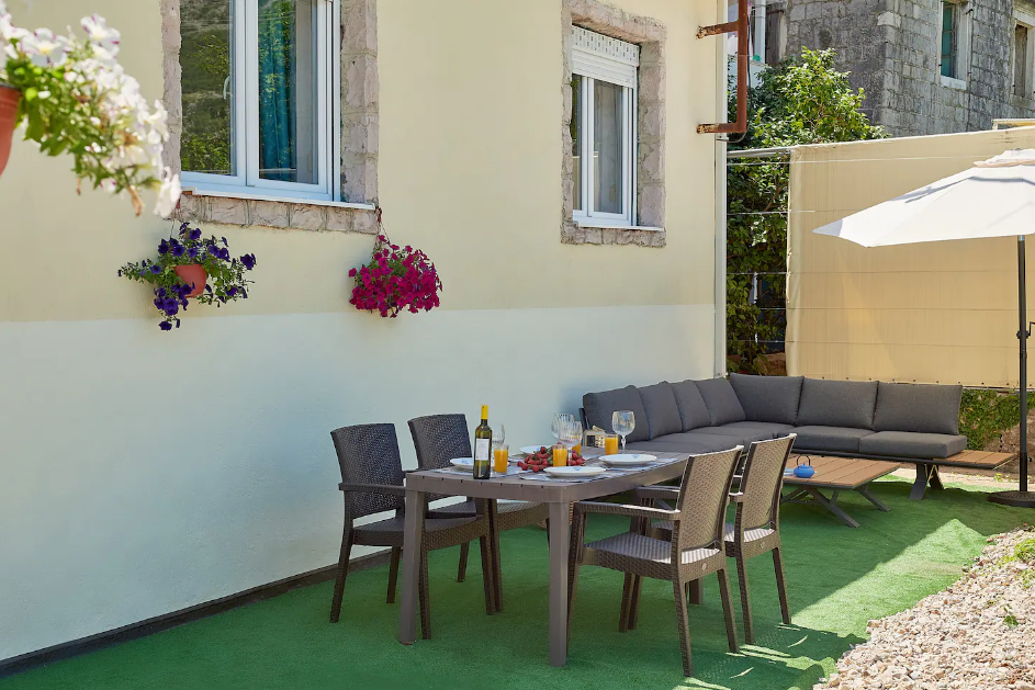 Image of House - 1 Bedrooms - 1 Bathrooms for Sale in Kotor-Kostanica-Montenegro, Image 33